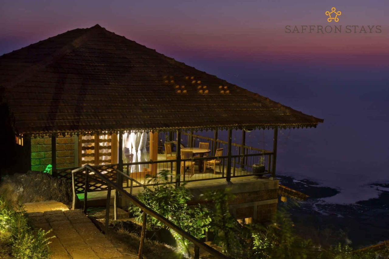 Saffronstays Villa 270, Dāpoli エクステリア 写真